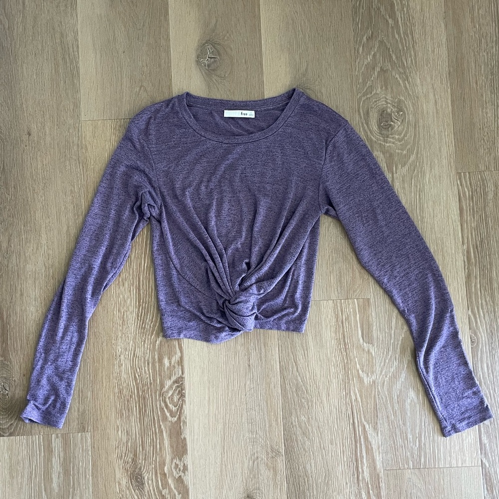 Aritzia wilfred free long sleeve knotted top